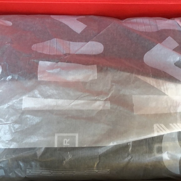 Hunter rain boots size 9 with original box and wrapping - Picture 5 of 12